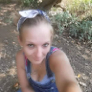 Meet your Posher, Leslie